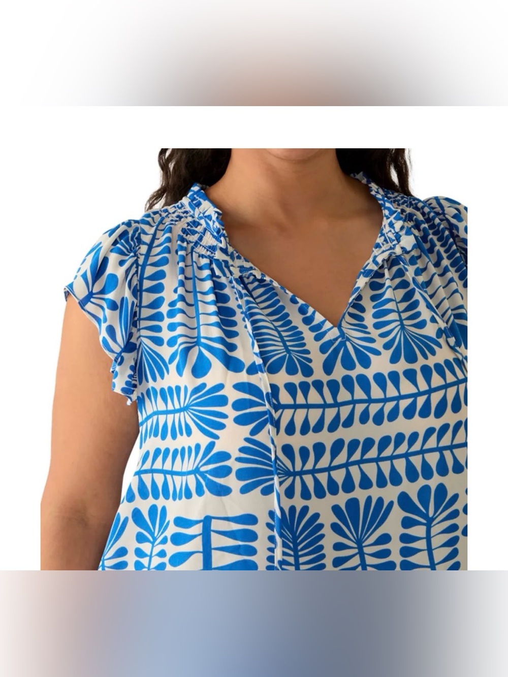 Philosophy by Republic Flutter Sleeve Blouse in Blue and White| Size: 1X